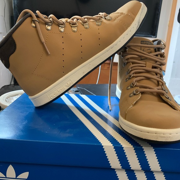 stan smith winter boots